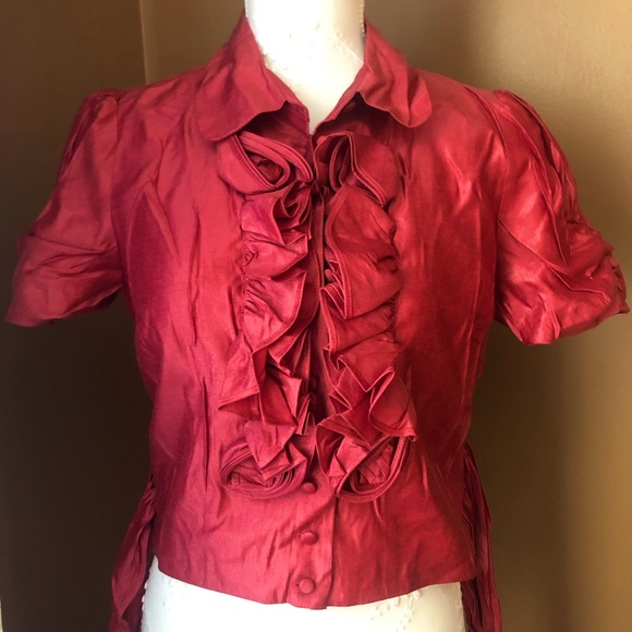 Ruffle Accent Collared Blouse ๐ - Picture 2 of 9
